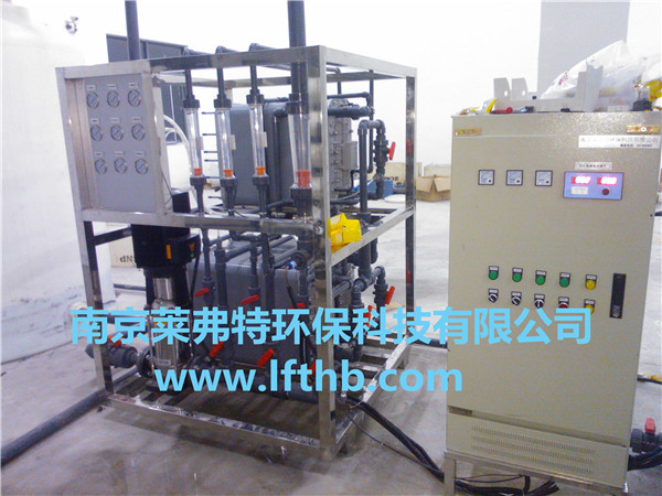 ����ИI(y��)���B͸ˮ̎���O(sh��)��